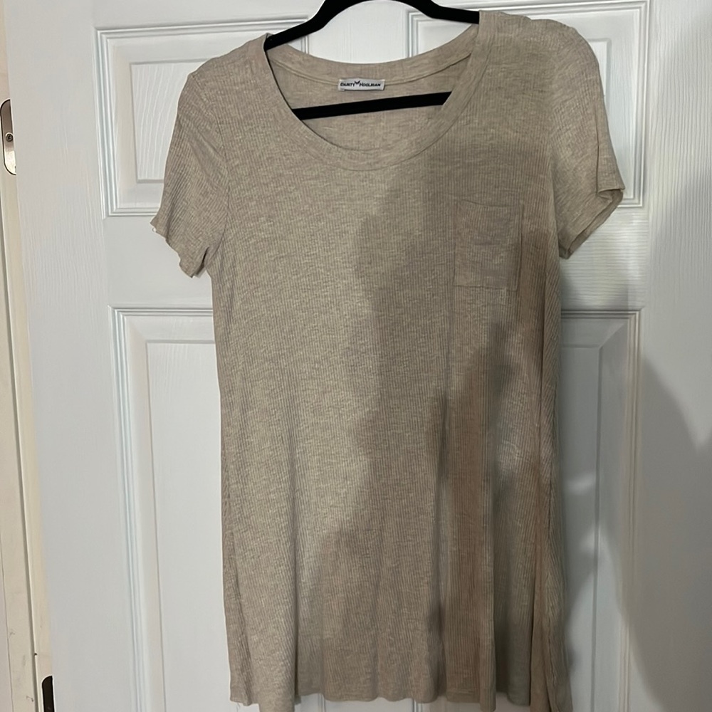 Dainty Hooligan Tee